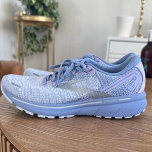 Brooks Women's Athletic Shoes - Light Blue and Lavender